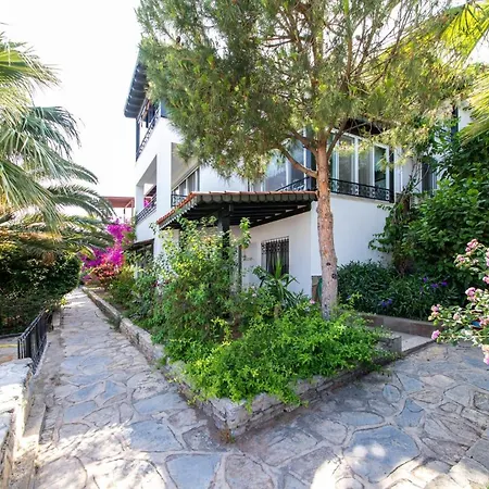 アパート Sleek House With Garden Right By Sea In Bodrum *